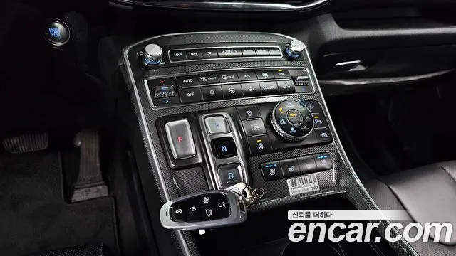Hyundai Santafe 2023 — фото 9