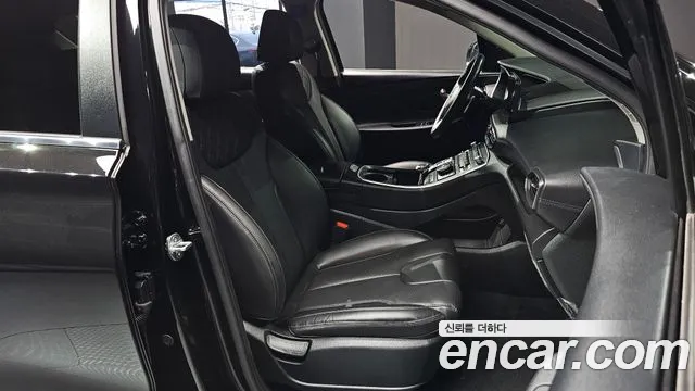 Hyundai Santafe 2023 — фото 10