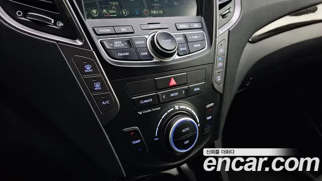 Hyundai Santafe 2015 — фото 18