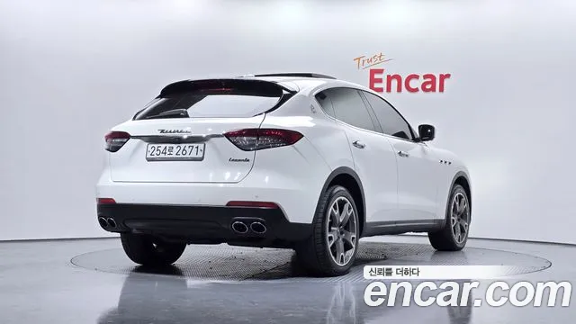 Maserati Levante 2017 — фото 2
