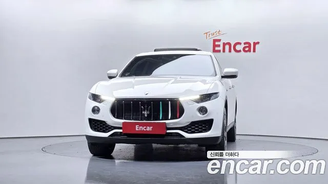 Maserati Levante 2017 — фото 3