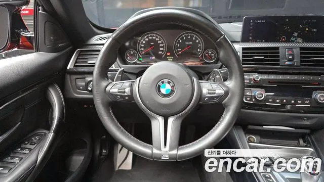 BMW M4 2018 — фото 13