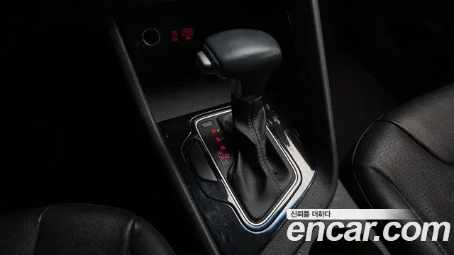 Kia Niro 2017 — фото 9