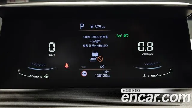 Hyundai Staria 2023 — фото 8