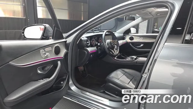 Mercedes-Benz E-Class 2019 — фото 10