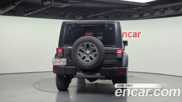 Jeep Wrangler 2016 — фото 4