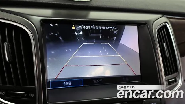 Hyundai Equus 2012 — фото 15