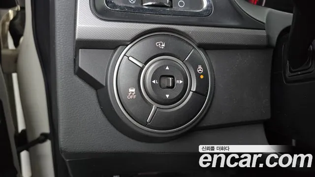 KG_Mobility_Ssangyong KORANDO 2018 — фото 18