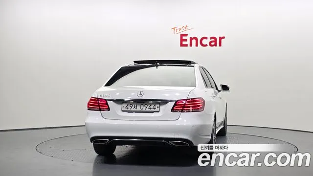 Mercedes-Benz E-Class 2014 — фото 4