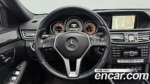 Mercedes-Benz E-Class 2014 — фото 13