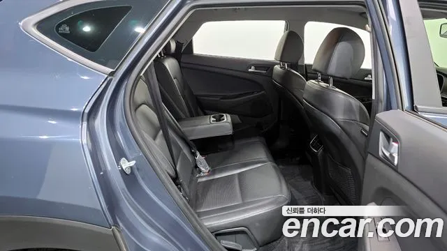 Hyundai Tucson 2019 — фото 12