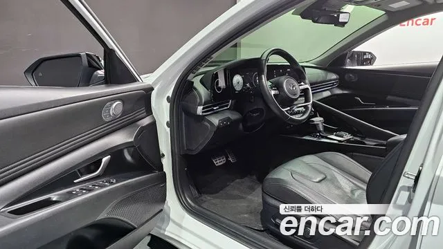 Hyundai AVANTE 2021 — фото 19