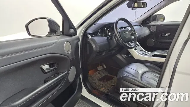 Land Rover Range Rover Evoque 2018 — фото 10