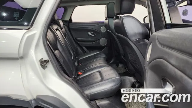 Land Rover Range Rover Evoque 2018 — фото 12