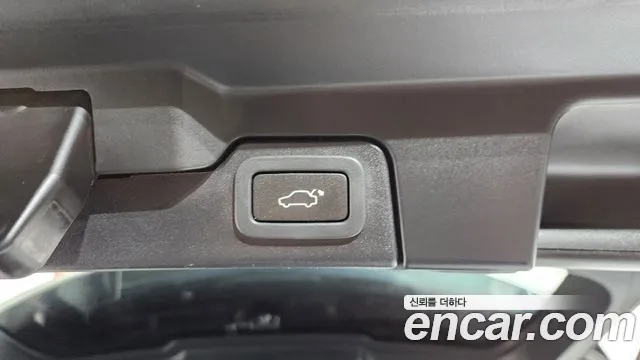 Land Rover Range Rover Evoque 2018 — фото 19