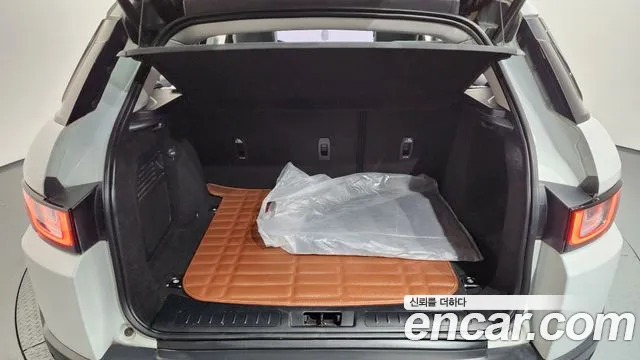 Land Rover Range Rover Evoque 2018 — фото 20