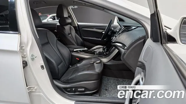 Hyundai i40 2015 — фото 10