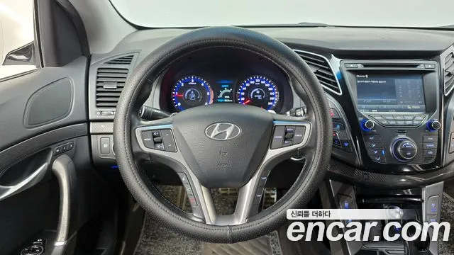 Hyundai i40 2015 — фото 13