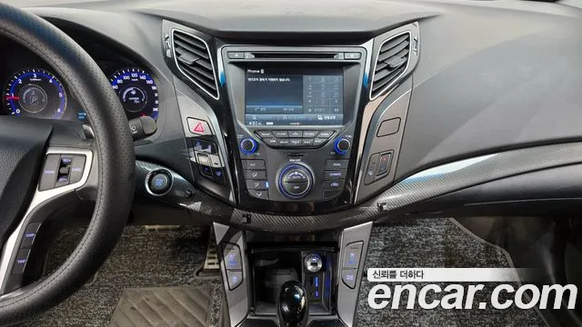 Hyundai i40 2015 — фото 15