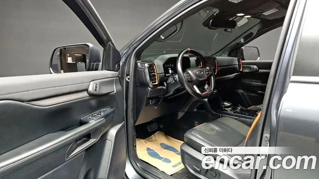 Ford Ranger 2023 — фото 10