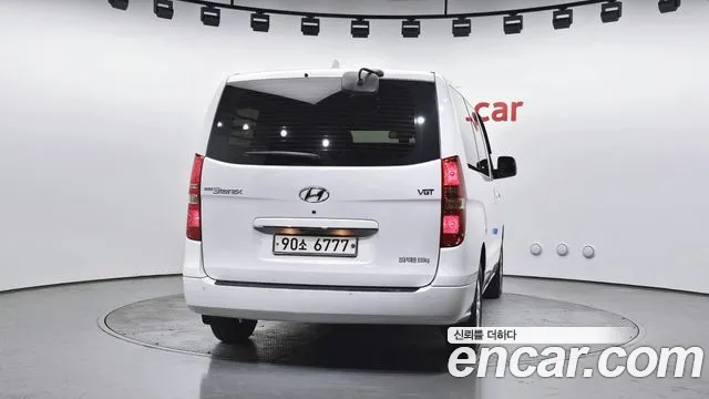Hyundai Starex 2021 — фото 4