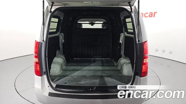 Hyundai Starex 2021 — фото 20