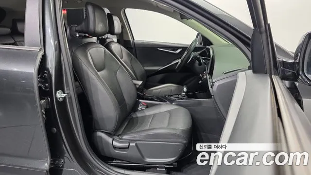 Kia Niro 2022 — фото 11