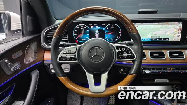 Mercedes-Benz GLS-Class 2021 — фото 13