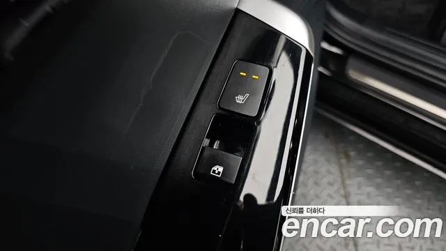 Kia EV6 2023 — фото 19