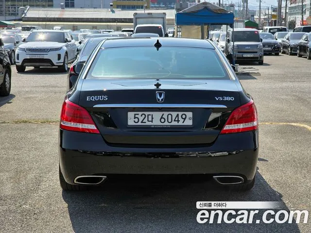 Hyundai Equus 2014 — фото 4