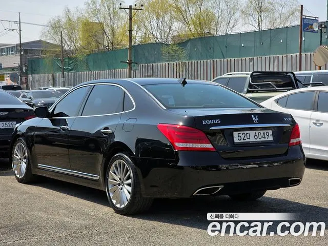 Hyundai Equus 2014 — фото 20