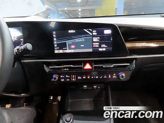 Kia Niro 2024 — фото 13