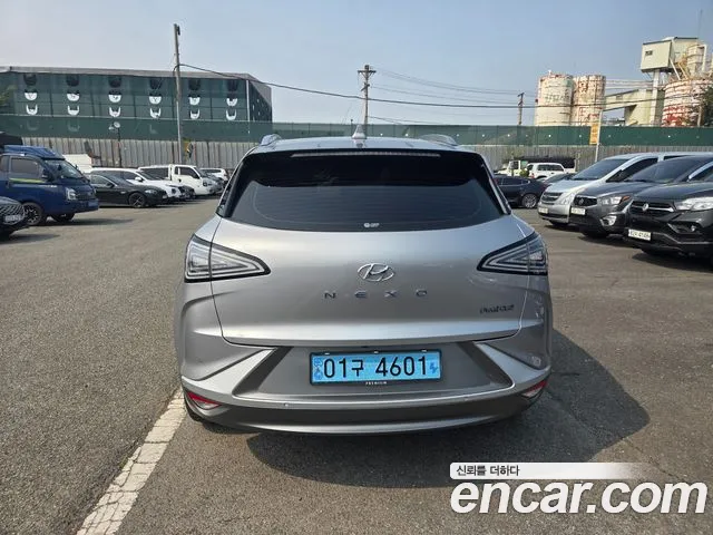 Hyundai Nexo 2023 — фото 6