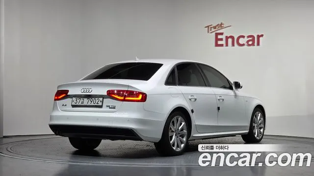 Audi A4 2015 — фото 2