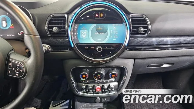 Mini Clubman 2022 — фото 15