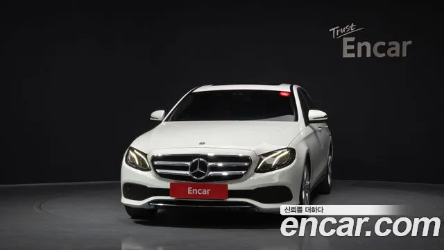 Mercedes-Benz E-Class 2018 — фото 3
