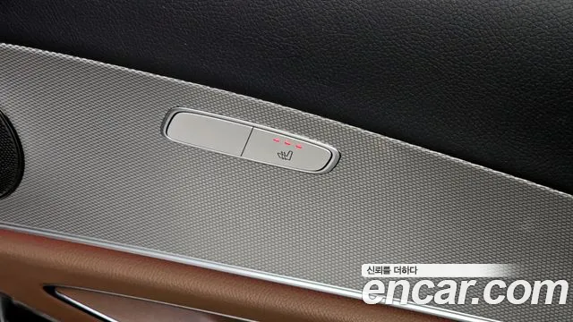 Mercedes-Benz E-Class 2018 — фото 18