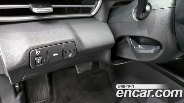 Hyundai AVANTE 2022 — фото 15