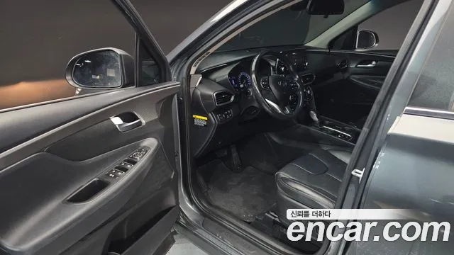 Hyundai Santafe 2020 — фото 10