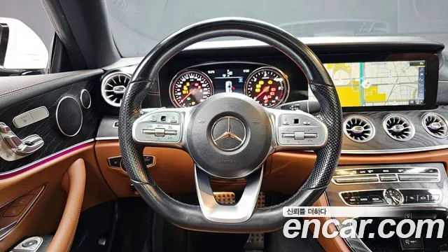 Mercedes-Benz E-Class 2019 — фото 13