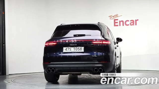 Porsche Cayenne 2019 — фото 4