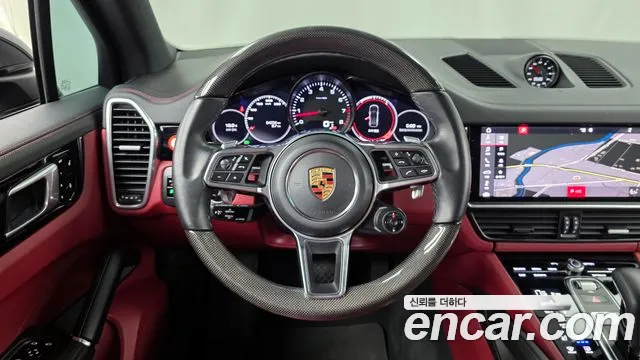 Porsche Cayenne 2019 — фото 13