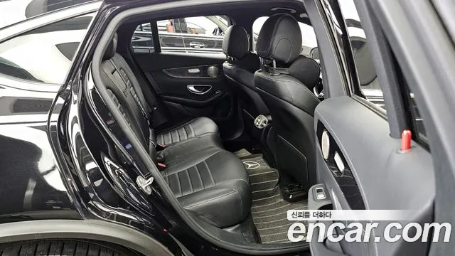 Mercedes-Benz GLC-Class 2017 — фото 11