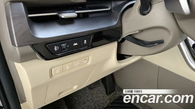 Kia Canival 2022 — фото 17