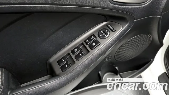 Kia K3 2014 — фото 18