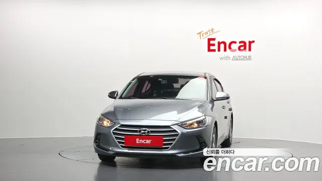 Hyundai AVANTE 2018 — фото 3
