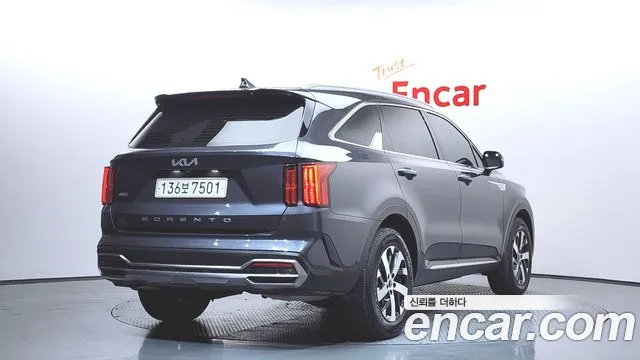 Kia Sorento 2022 — фото 2