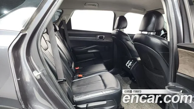 Kia Sorento 2022 — фото 12