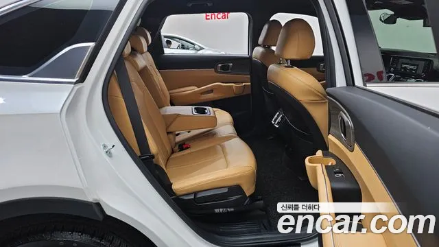 Kia Sorento 2022 — фото 12