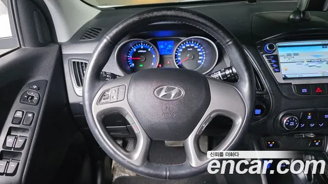 Hyundai Tucson 2015 — фото 13